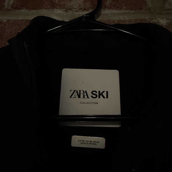 Zara Black and White Jumpsuit - Picture 5 of 5